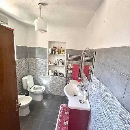 Apartment Vacanze 21 *
